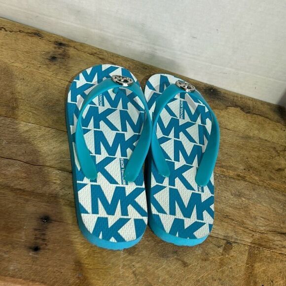 Michael Kors Womens Blue & White MK Logo Allover Print Flat Flip Flop Size 4/5 - Picture 3 of 7